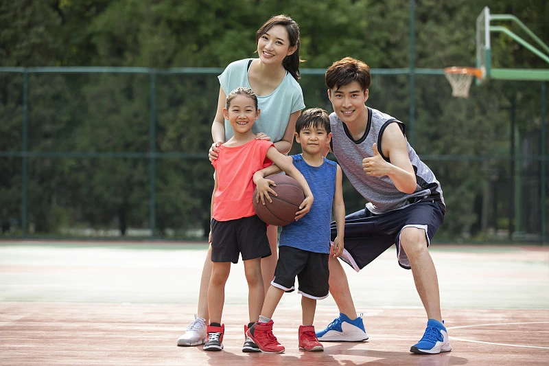 青少年学生篮球训练营发言稿_0